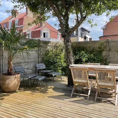 Holiday home Le 104 Maison Avec Terrasse Proche De La Mer